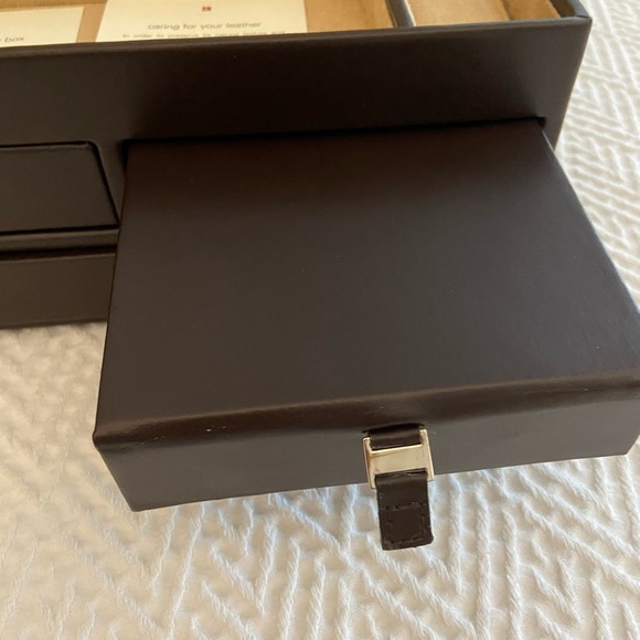 Red Envelope Leather Jewelry Box - Picture 3 of 5